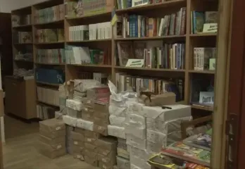 Так і не дочекалися: школярі досі без підручників