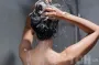 Вы всю жизнь мыли волосы неправильно: эксперт раскрыла главную ошибку