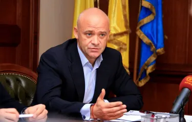 Зеленский подписал указ о лишении гражданства мэра Одессы, — СМИ