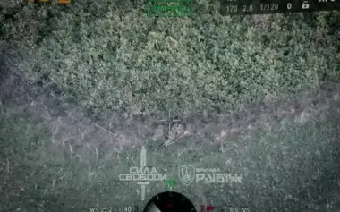 Rubizh Brigade drone gave occupier on crutches "light". VIDEO