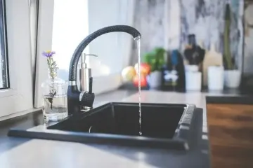Правый берег Киева остался с минимальным давлением воды: какая причина