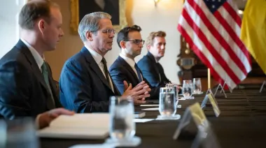 Министр финансов США заявил о готовности усиливать давление на Россию вместе с G7