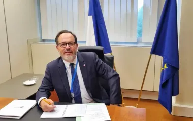 Грозит ли Украине смена правительств во Франции: объяснение депутата