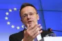 Сиярто цинично похвалил Россию за надежную поставку энергоносителей