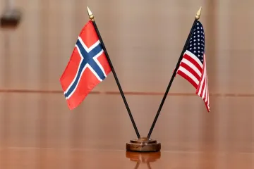 A former security guard at the US Embassy in Norway is convicted of spying for Russia and Iran