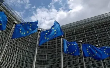 European Commission plans to attract €25 billion from private accounts of Russians for "reparations loan", - Politico