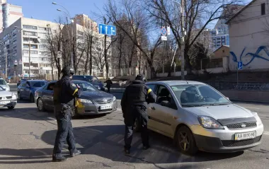 Перевірки на блок-постах та право на зброю: якими будуть військові поліцейські в Україні