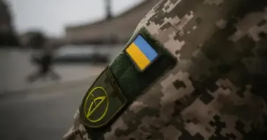 В Тернопольской области Mercedes перехватил авто ТЦК: похитили военнообязанного, пострадал военный