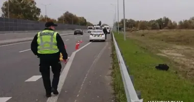 На Київщині 67-річний водій збив 14-річного хлопця: дитина загинула на місці