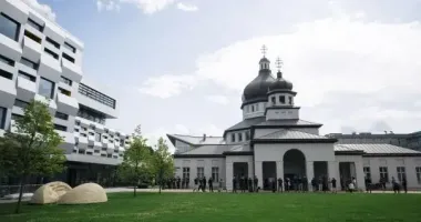 Експрацівниця Українського католицького університету у Львові заявила про зґвалтування колегою