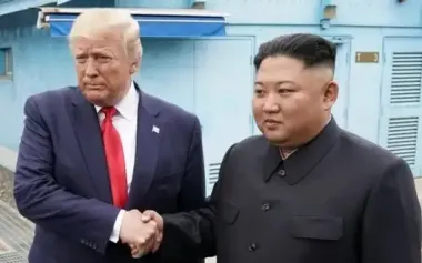 US is discussing possibility of organizing meeting between Trump and Kim Jong-un - CNN