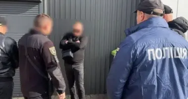 На Закарпатье задержан мужчина, который помогал военнообязанным за 500 долларов уклоняться от мобилизации