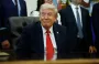 В короне за штурвалом: Трамп запостил ИИ-ролик, в котором "бомбит" грязью участников протестов в США