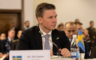 Швеция призвала Европу перейти "в режим войны" ради мира