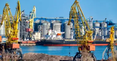 Чеченська схема на мільйони: як "розпиляли" 24,45 млн грн на днопоглибленні для АМПУ