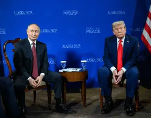 Trump-Putin meeting in danger of collapse