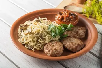 9 из 10 допускают эту ошибку: как сохранить котлеты сочными после жарки