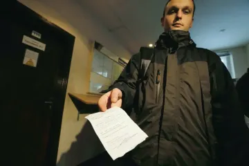 В Полтаве осудили украинца за выписанные самому себе повестки: что произошло