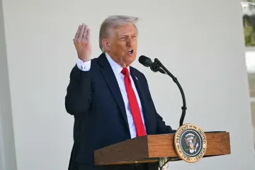 Трамп пообещал превзойти Линкольна и Вашингтона: "Они не заканчивали 8 войн" (видео)