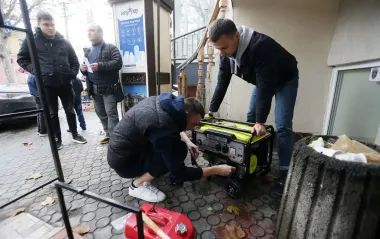 Де найскладніше зі світлом і кого чекають відключення після 16:00: відповідь "Укренерго"