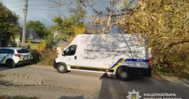 На Дніпропетровщині двоє чоловіків вбили пенсіонера і викрали його заощадження