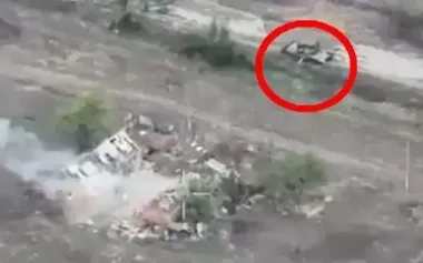 Soldiers of 118th Brigade destroyed group of occupiers in Mala Tokmachka: tank and GMLRS rocket fired on enemy positions. VIDEO