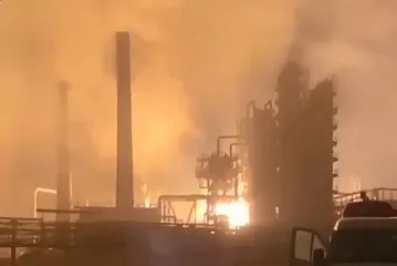 ВСУ ударили по Рязанскому НПЗ ракетами "Пекло", под угрозой — аэродром с Ту-95МС (видео)