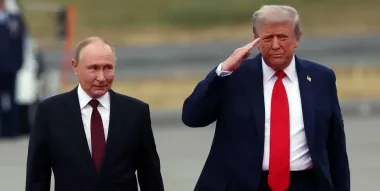 Трамп недоволен Путиным: в Белом доме объяснили, почему США ударили по нефтебизнесу РФ (видео)