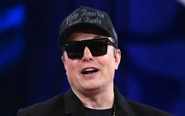 SpaceX заблокувала тисячі Starlink через шахрайські схеми: що відомо