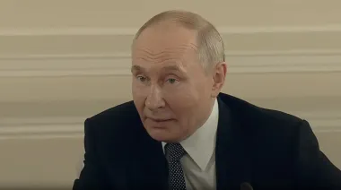 Путін заявив, що не піддасться на тиск США і пригрозив "приголомшливою" відповіддю