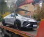 В Киеве эвакуатор забрал на штрафплощадку дорогой кроссовер Lamborghini Urus (фото)