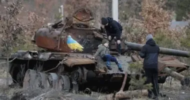 Фронт тріщить по швам