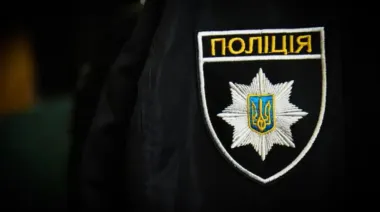 У Києві в розподільчому пункті чоловік впав на підлогу та помер: поліція розпочала провадження