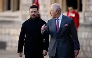 Зеленський прибув у Лондоні і зустрівся з королем