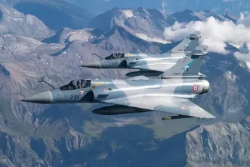 Военная помощь Украине: Франция дает истребители Mirage, а Британия — 5 тысяч многоцелевых ракет