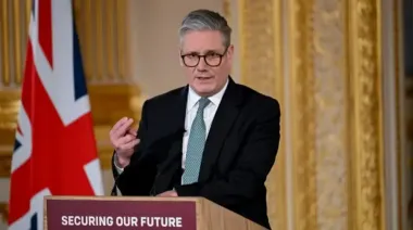 Starmer: UK to accelerate programme to produce 5,000 air defence missiles for Ukraine