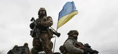 Мирное соглашение по Украине должно содержать три ключевые гарантии: в Bloomberg назвали главные нюансы
