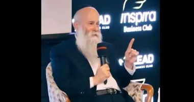 Война закончится через два месяца: раввин из Днепра сослался на "великих людей" (видео)