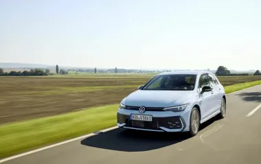 Volkswagen останавливает производство сразу нескольких популярных моделей: в чем причина