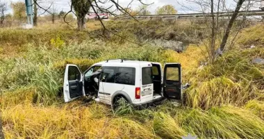 На Рівненщині у кюветі знайшли авто із загиблим водієм