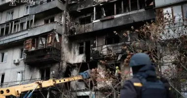 Російська атака на Київ: кількість постраждалих зросла до 33