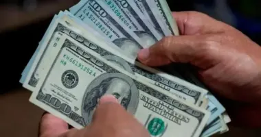 Вимагав 2700 доларів: в Одесі посадовця міської ради судитимуть за хабар
