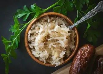 3 фатальні помилки під час квашення капусти: замість соковитого хрусткого закушування отримаєте кислу кашу