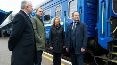 До Києва прибув очільник МЗС Нідерландів