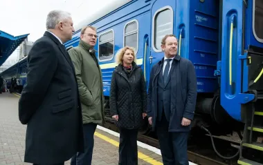 До Києва прибув глава МЗС Нідерландів