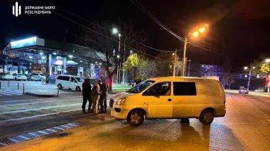 Разбил прикладом стекло в машине ТЦК: ГБР расследует конфликт полицейского с военными в Одессе