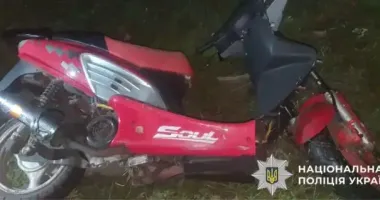 На Київщині неповнолітній на скутері збив 13-річну дівчинку