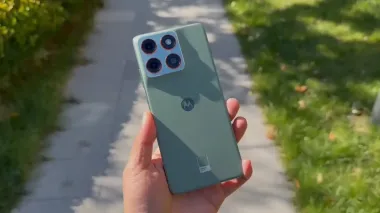 Как iPhone Air, но в 3 раза дешевле: Motorola показала ультратонкий смартфон moto X70 Air (фото)