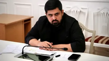 Kyiv military administration chief says mayor' s office not cooperating on shelters