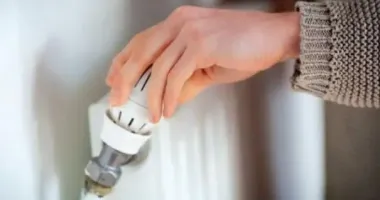 В Україні 13 областей вже почали підключати тепло до будинків